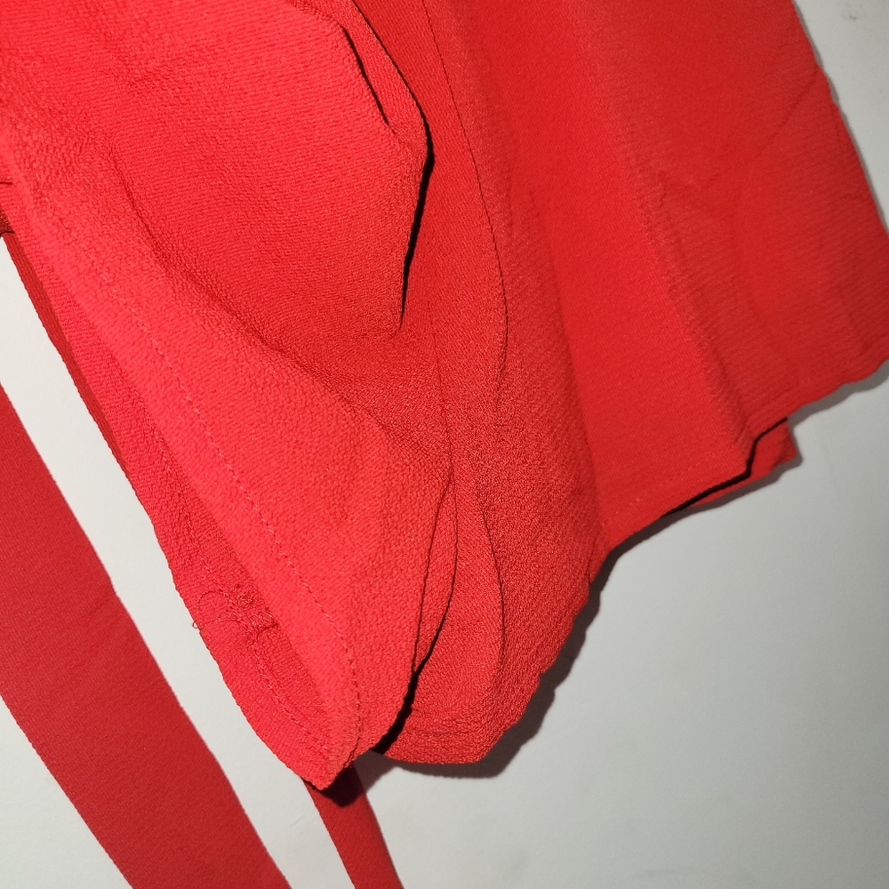 red romper with sleeves - Picture 5 of 12